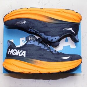 Hoka Clifton 9 GTX Size - Size 12 - Like New!